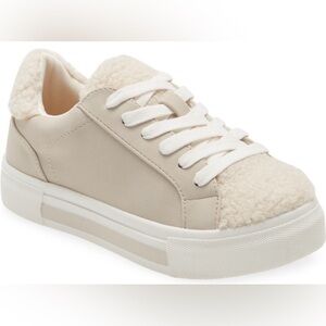 Treasure and bond kamila faux fur trimmed sneakers size 2m